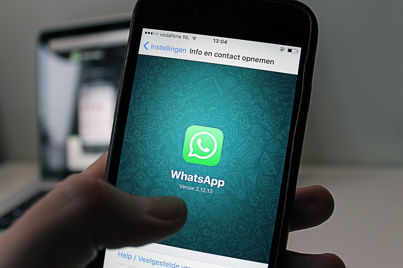 Cara Menggunakan WhatsApp Bisnis dengan Berbagai Kecanggihan Fiturnya